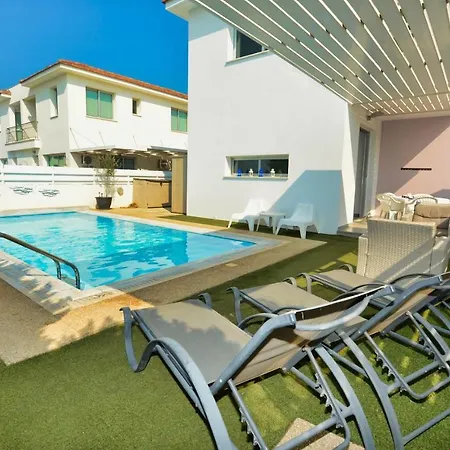 Vila Island Villas Cyprus - 018 - Just In 10 Minutes' Walk Away From The Beach *